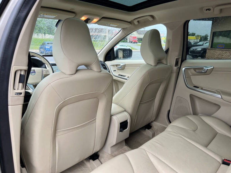 2015 Volvo XC60 T5 Premier