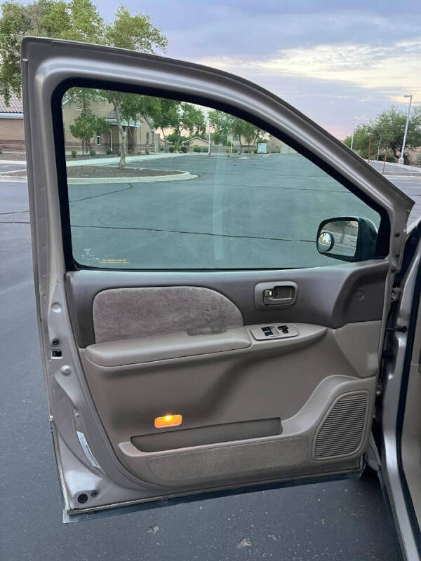 2002 Toyota Sienna XLE