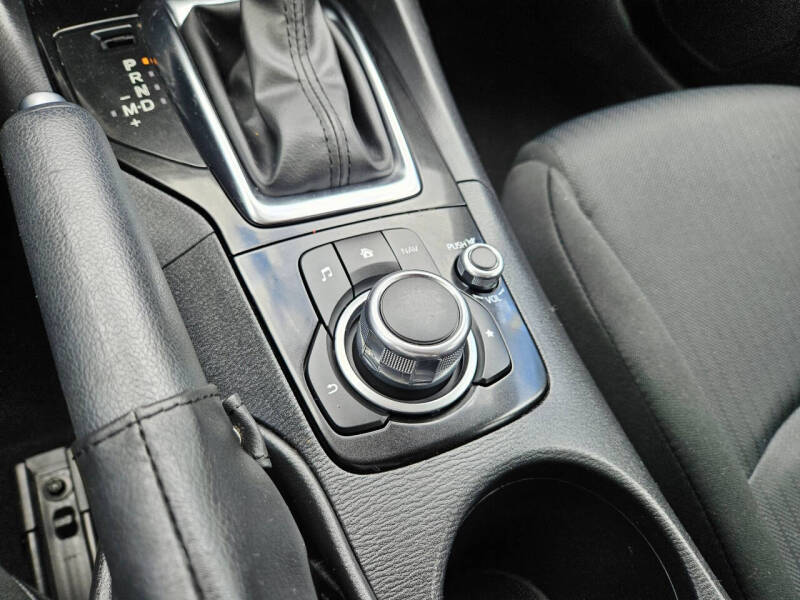 2015 Mazda MAZDA3