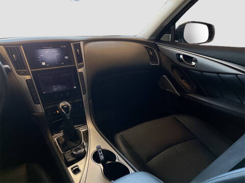 2024 Infiniti Q50 Luxe