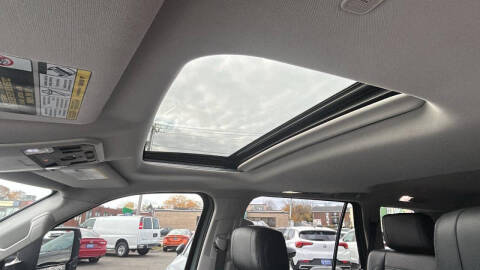 2023 Toyota Sequoia SR5