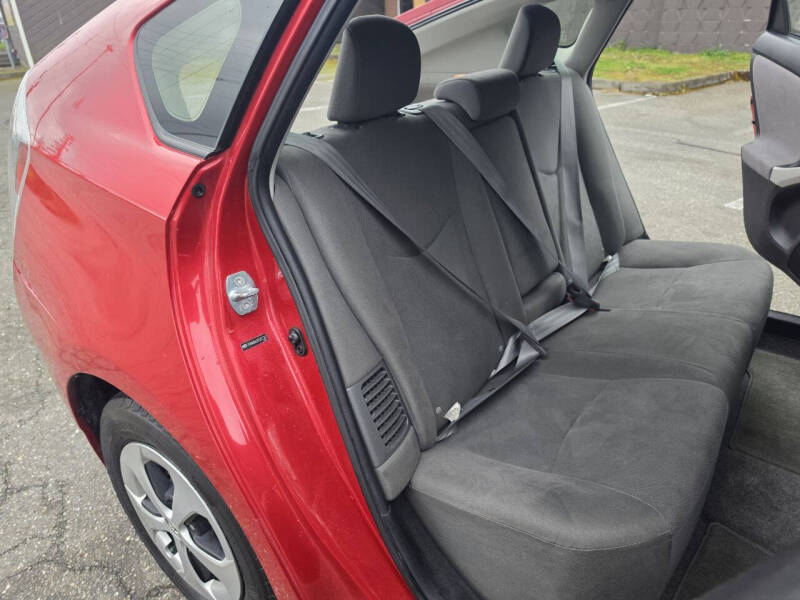 2012 Toyota Prius Two