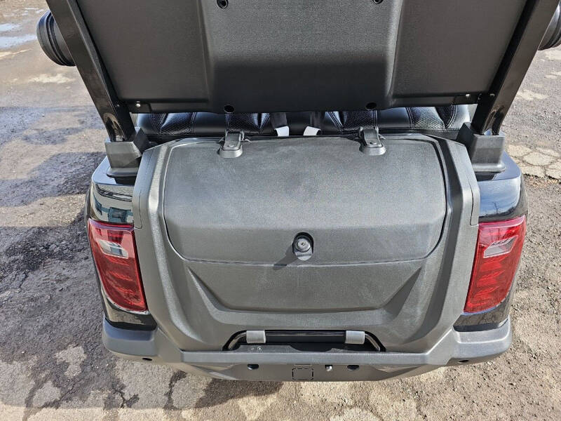 2024 Evolution Maverick 4