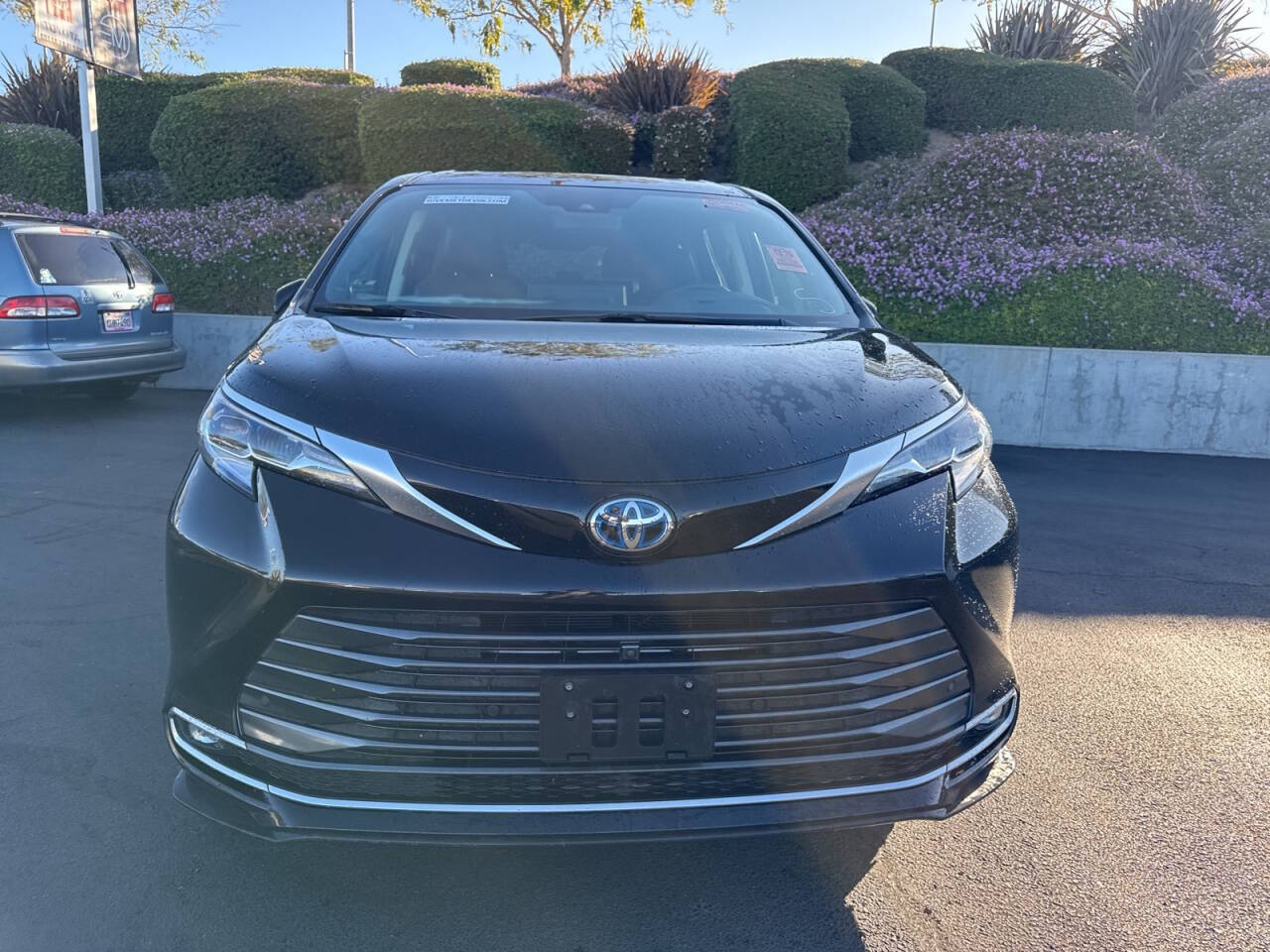 2022 Toyota Sienna for sale at Envision Toyota of Milpitas in Milpitas, CA