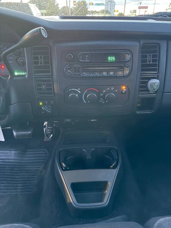 2003 Dodge Dakota