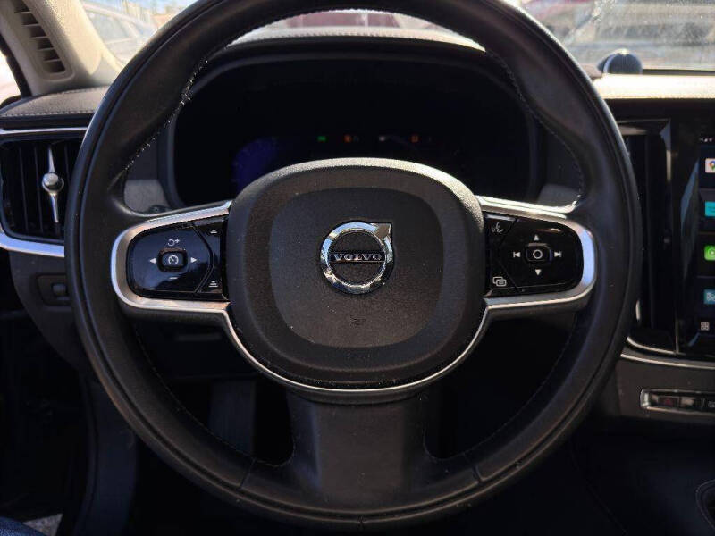 2022 Volvo S90 B6 Inscription