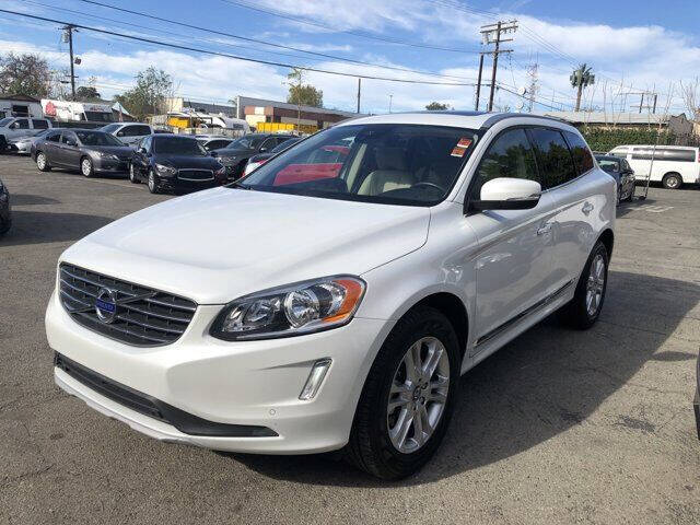 2016 Volvo XC60 T5 Drive-E Premier