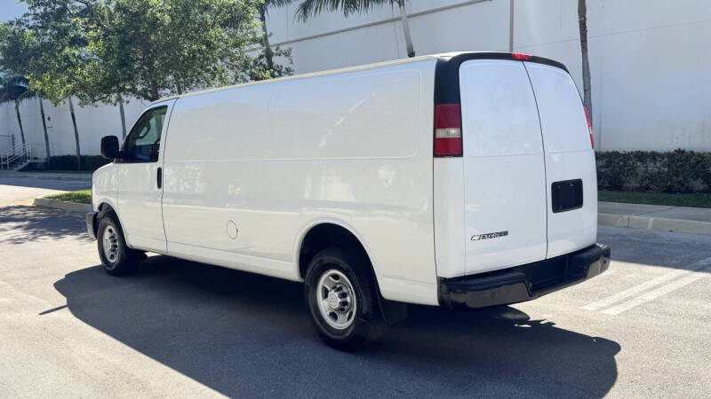 2016 Chevrolet Express 3500