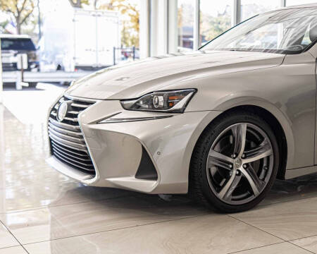 2017 Lexus IS 300