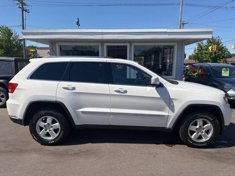 2011 Jeep Grand Cherokee Laredo