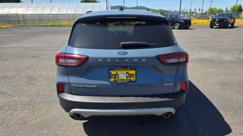 2025 Ford Escape Platinum