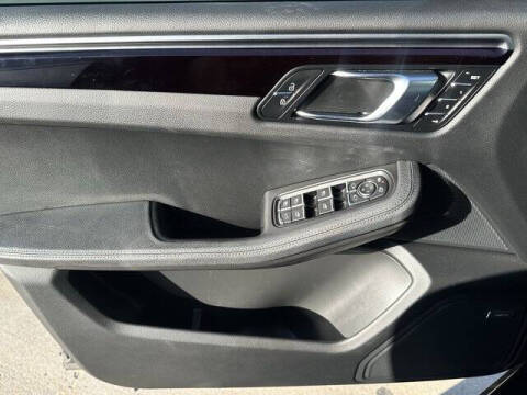 2021 Porsche Macan S