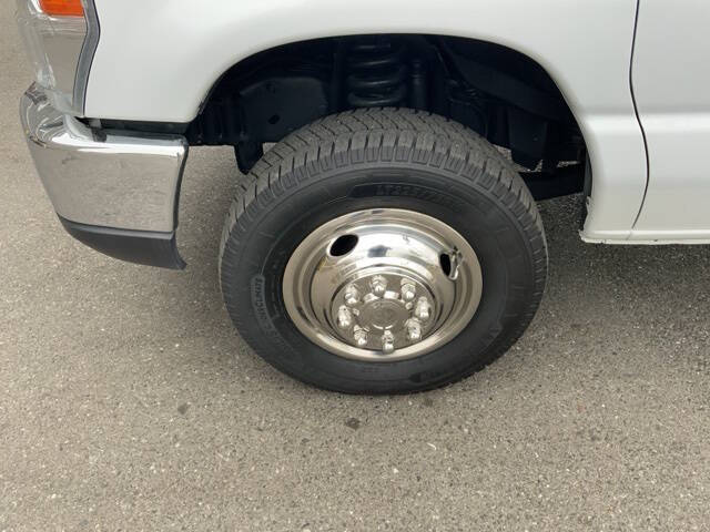 2018 Ford E-Series E-450 SD