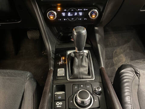 2017 Mazda MAZDA3 Grand Touring