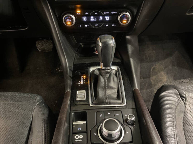 2017 Mazda MAZDA3 Grand Touring