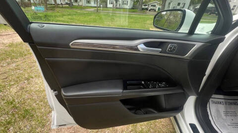2014 Ford Fusion SE