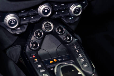 2020 Aston Martin Vantage