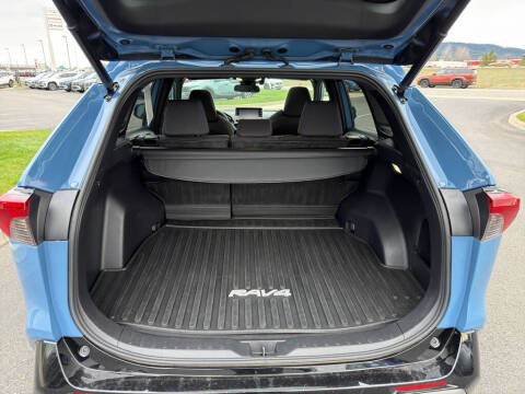 2022 Toyota RAV4 Hybrid SE