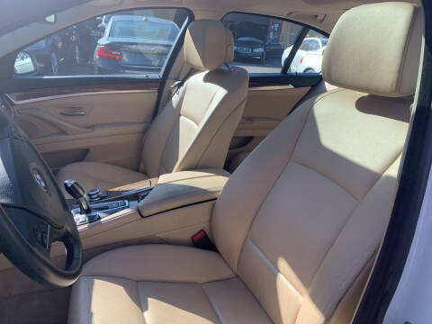 2013 BMW 5 Series 528i xDrive