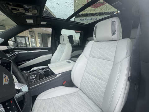 2025 Cadillac Escalade-V ESV