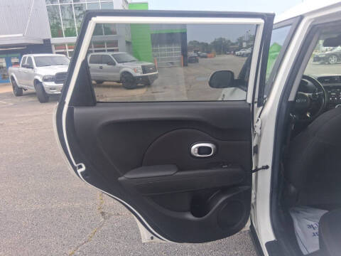 2018 Kia Soul +