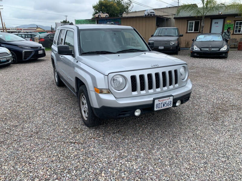 2014 Jeep Patriot Sport photo 2