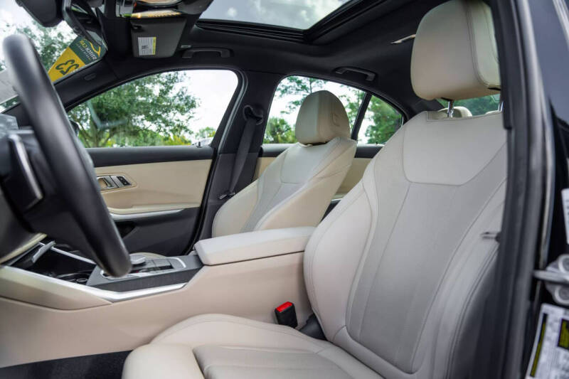 2023 BMW 3 Series 330i