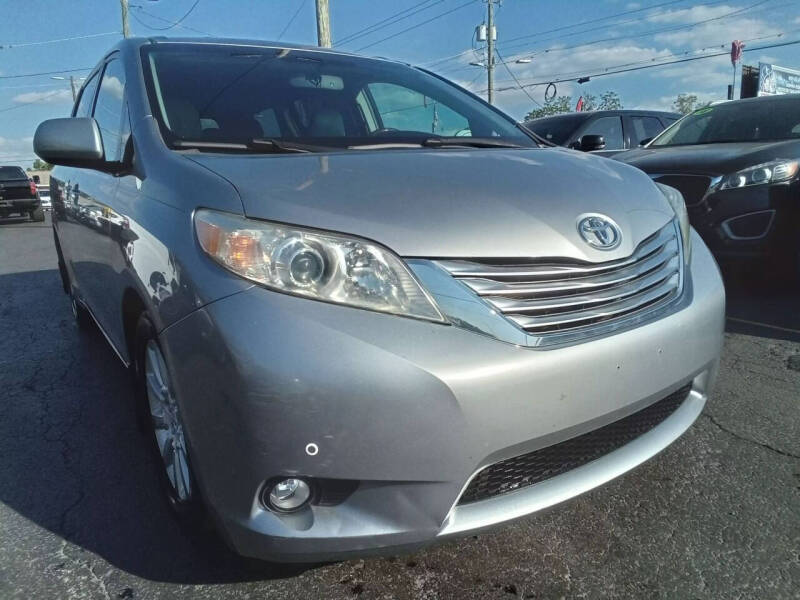 2011 Toyota Sienna Limited 7-Passenger