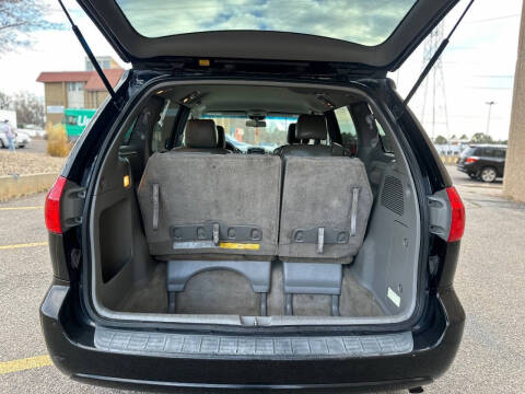 2008 Toyota Sienna CE 7-Passenger