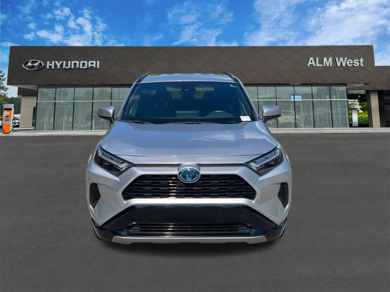 2023 Toyota RAV4 Hybrid SE