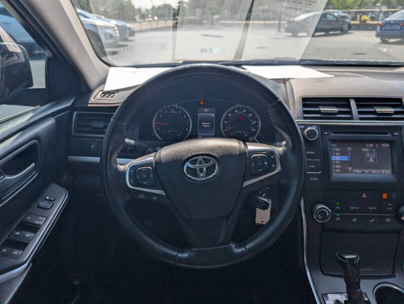 2016 Toyota Camry SE