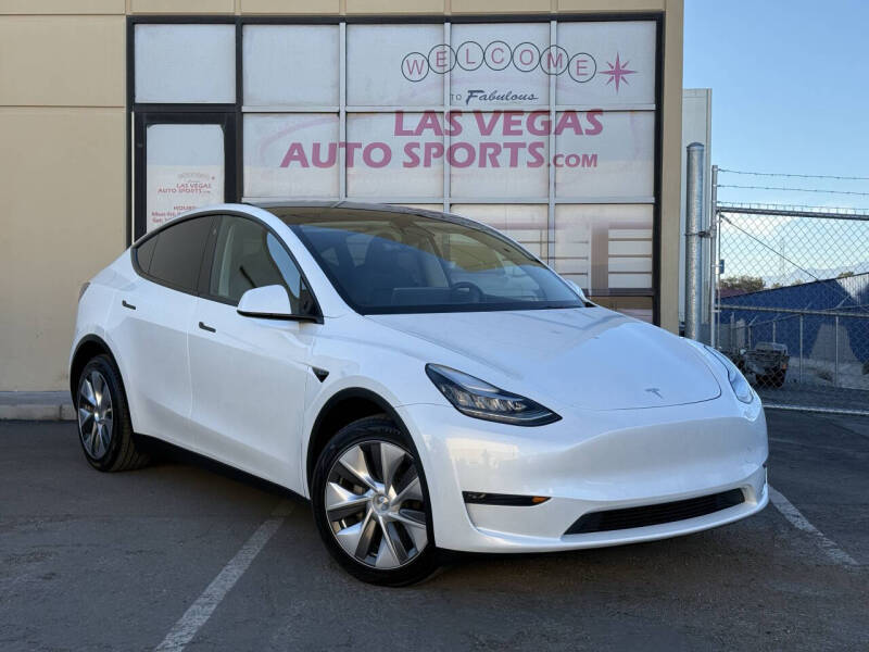 2023 Tesla Model Y Long Range's photo