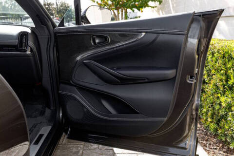 2026 Aston Martin DBX 707