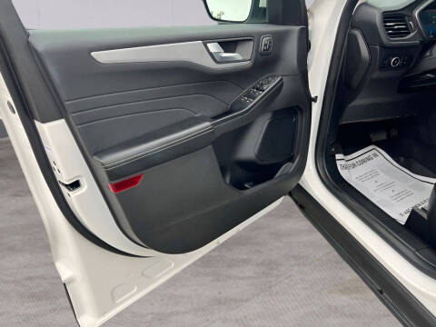 2023 Ford Escape Platinum