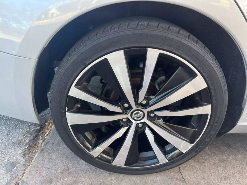 2019 Nissan Altima 2.5 SR