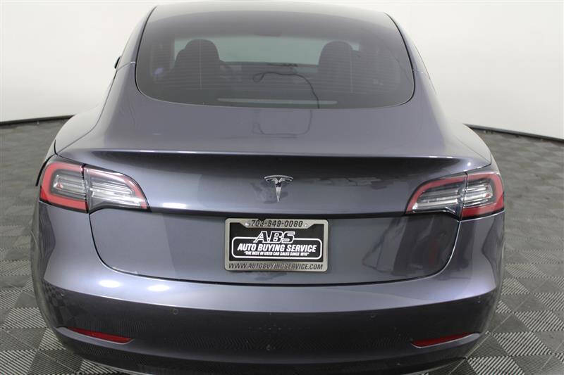 2021 Tesla Model 3 Standard Range Plus