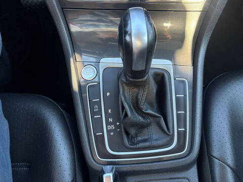 2021 Volkswagen Golf TSI