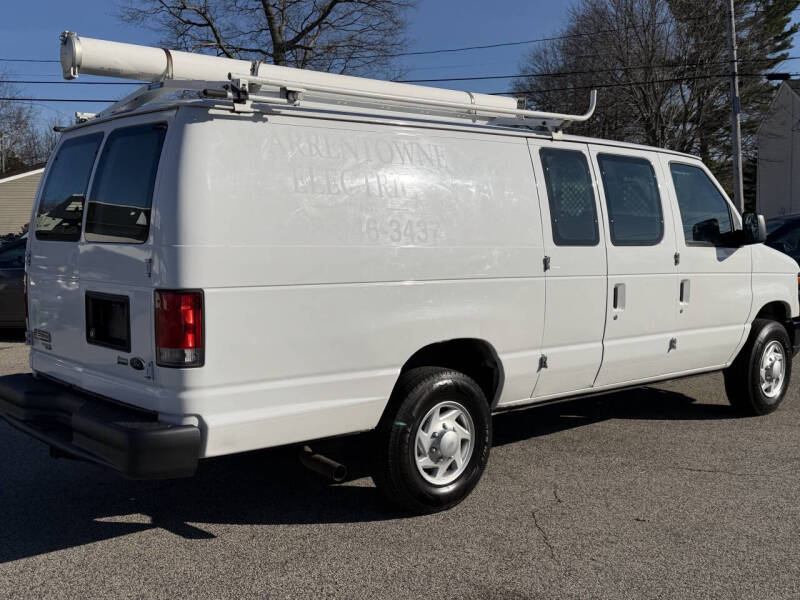 2014 Ford E-Series E-350 SD