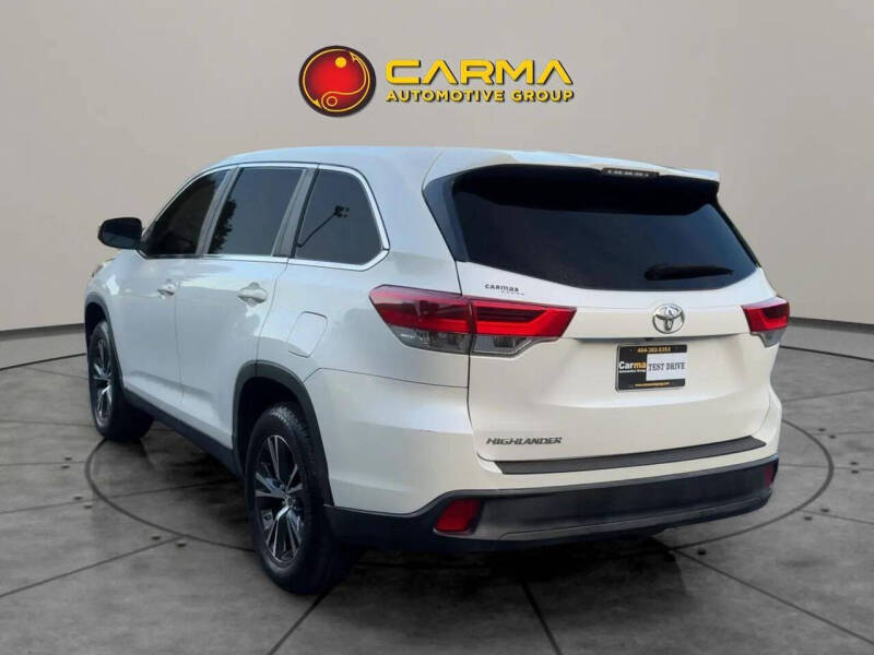 2019 Toyota Highlander LE