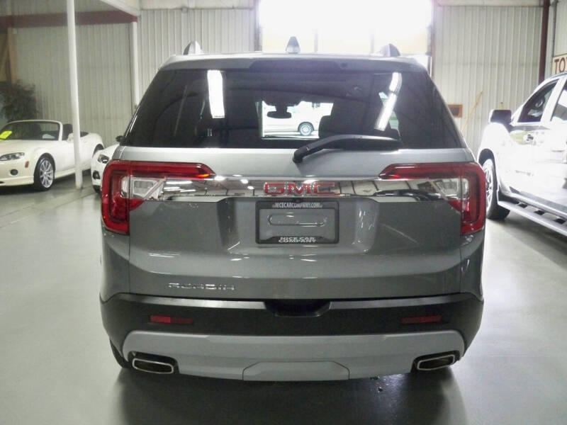 2023 GMC Acadia SLE