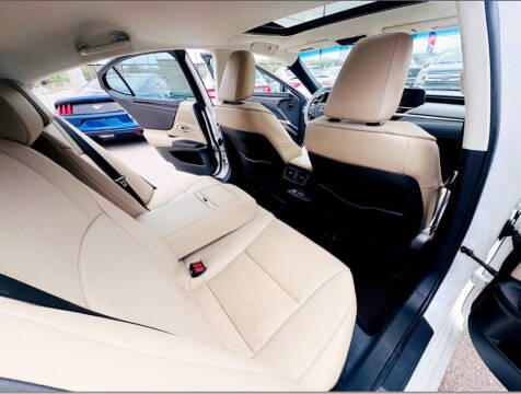 2021 Lexus ES 350
