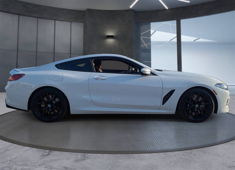 2025 BMW 8 Series 840i xDrive