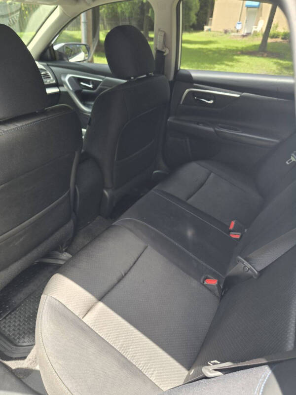 2016 Nissan Altima 2.5 SR