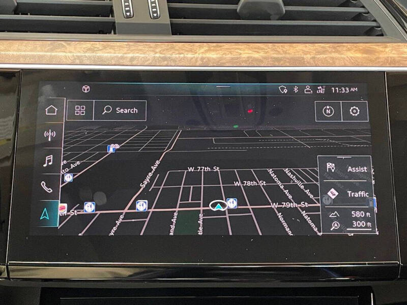 2019 Audi e-tron quattro Prestige