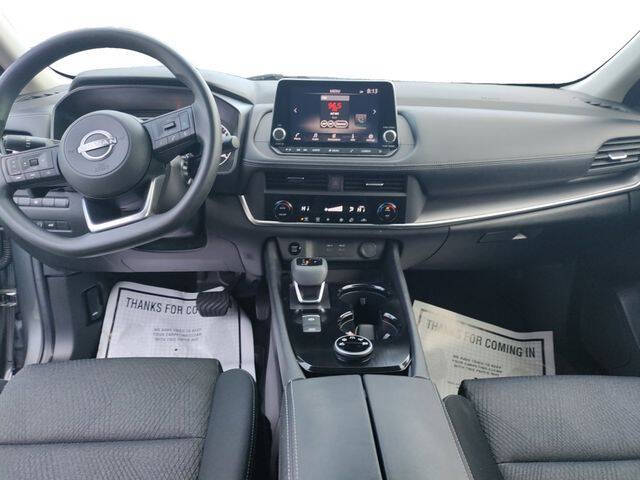 2024 Nissan Rogue SV