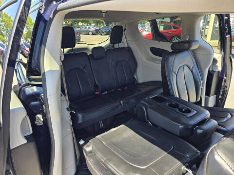 2019 Chrysler Pacifica Touring L