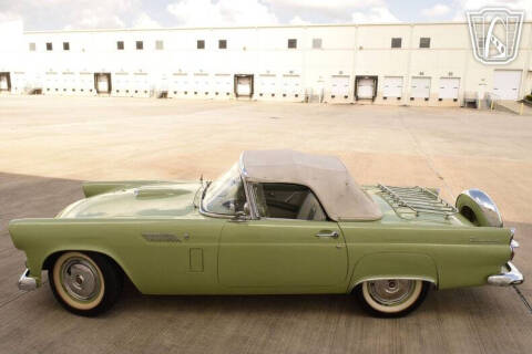 1956 Ford Thunderbird