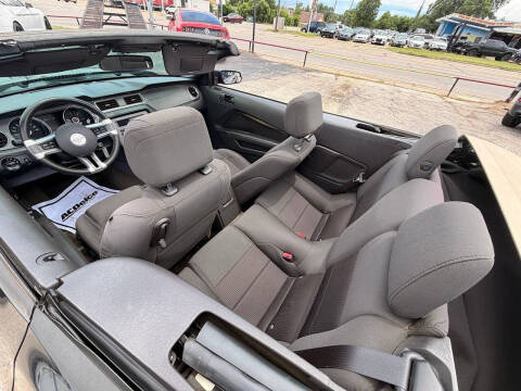 2014 Ford Mustang V6