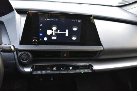 2023 Toyota Prius LE