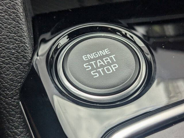 2025 Kia Sportage SX